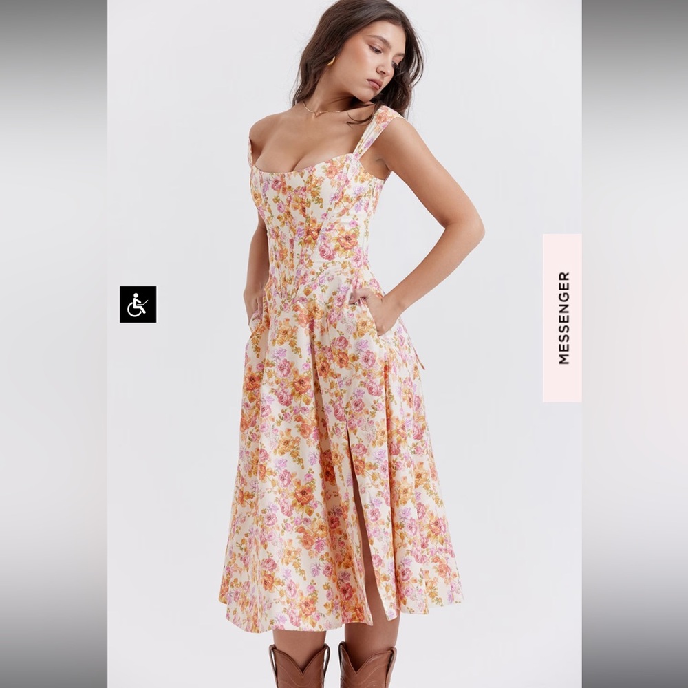 NWT RARE and Stunning House of CB ‘Saira’ Floral Midi Sundress L+ with pockets!